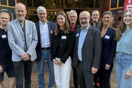 Businessfrühstück im Cinque-Spiegelzelt - Rund 100 UnternehmerInnen nahmen teil